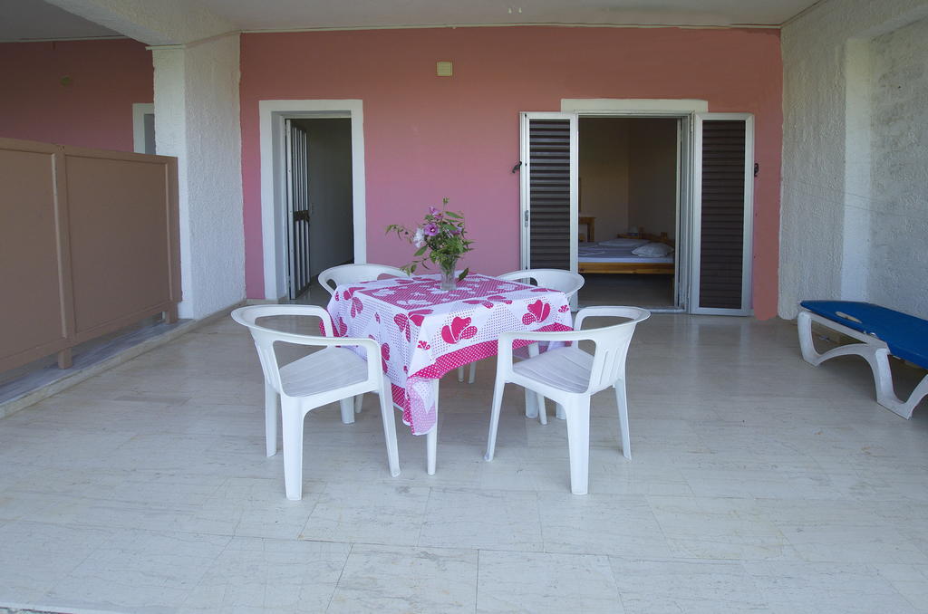 Villa Rebecca Agios Gordios  Zewnętrze zdjęcie